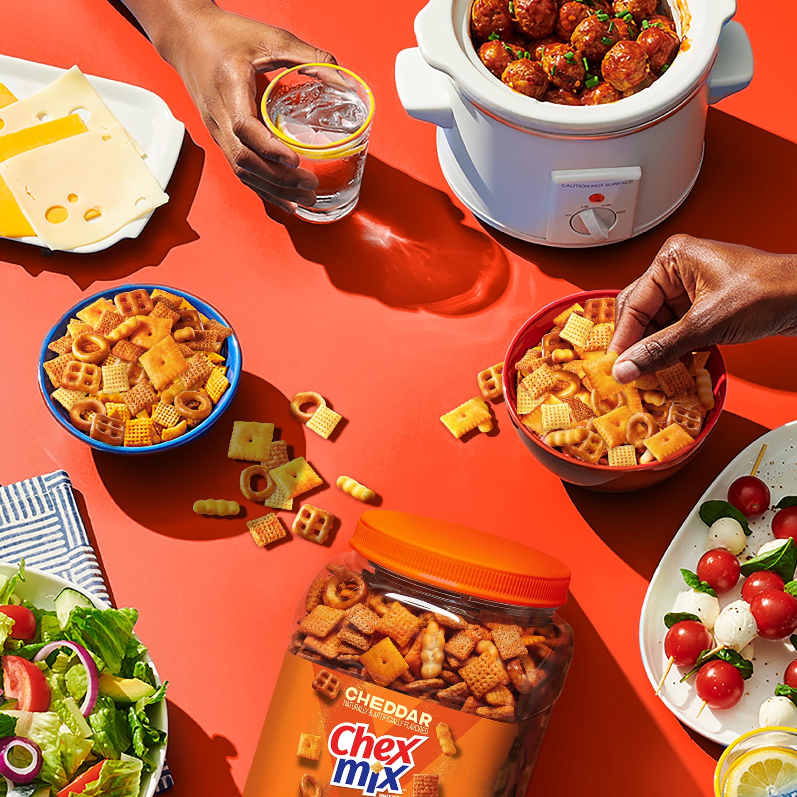 체다 치즈맛 스낵 찾는 분들을 위한 Chex Mix 20온스 대용량 통 실구매 후기 - 상품 이미지 10